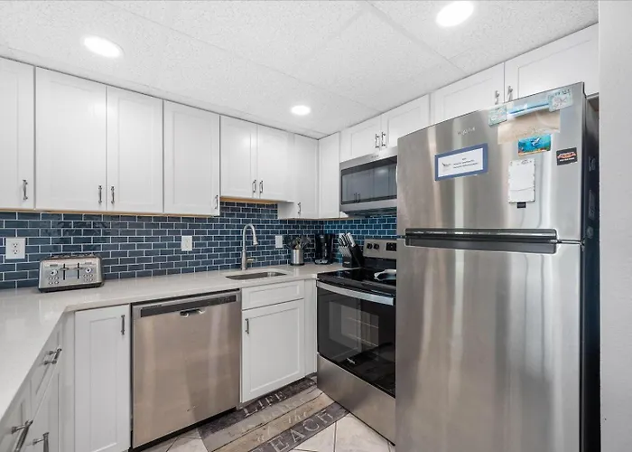Side Ocean View In Family Friendly Sandpiper Dunes With Outdoor Pool! Holiday home Ocean City