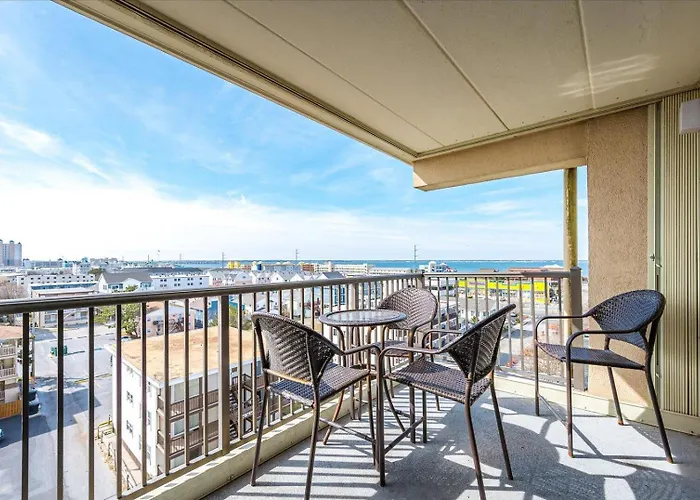 Holiday home Side Ocean View In Family Friendly Sandpiper Dunes With Outdoor Pool!