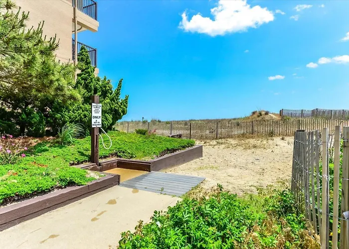 Holiday home Side Ocean View In Family Friendly Sandpiper Dunes With Outdoor Pool!